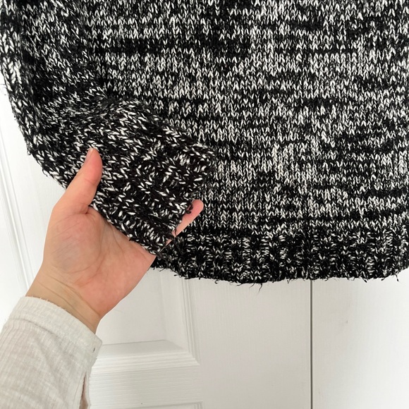 ZaraKnit Sweater - Picture 3 of 4
